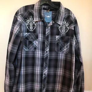 Mens Snap Down Shirt With Grapic On The Back